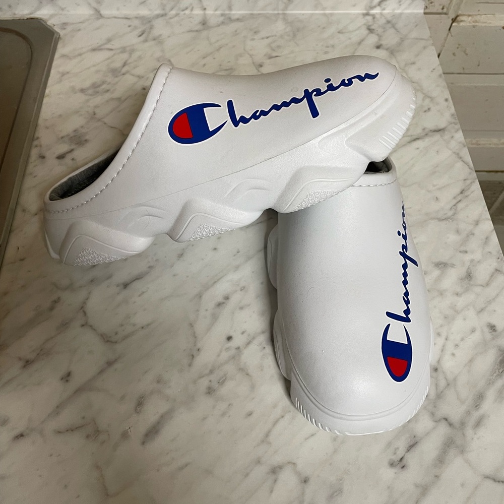 New Champion flip flops.